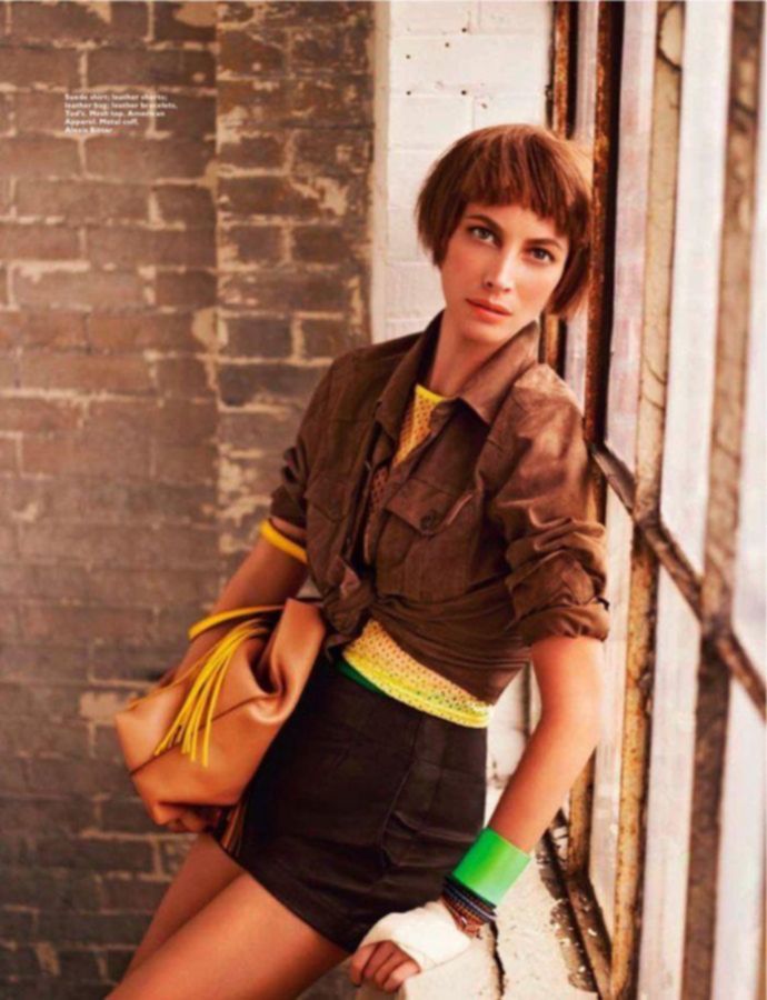 Секси Christy Turlington - Harpers Bazaar March 2012